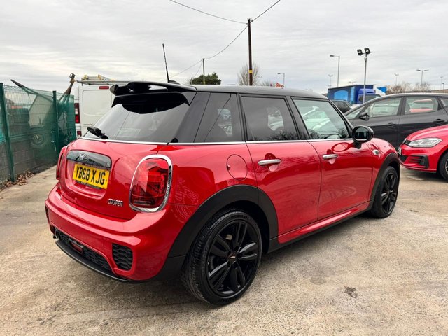 2018 MINI HATCH 1.5 Cooper Sport Hatchback 5dr Petrol Manual Euro 6 (s/s) (136 ps) - Photo 5