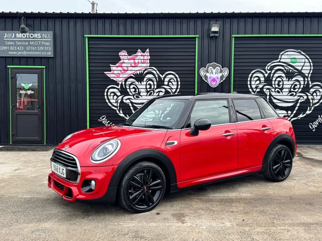 2018 MINI HATCH