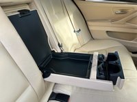 USED 2010 10 BMW 5 SERIES 3.0L 4d  AUTO  241 BHP PROFESSIONAL MEDIA. AUTOMATIC. CREAM LEATHER INTERIOR.