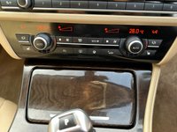 USED 2010 10 BMW 5 SERIES 3.0L 4d  AUTO  241 BHP PROFESSIONAL MEDIA. AUTOMATIC. CREAM LEATHER INTERIOR.
