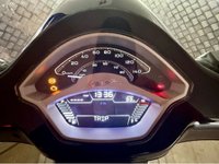 USED 2025 25 PIAGGIO Vespa Primavera 125 www.sellingyourbike.co.uk 