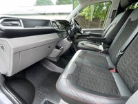 USED 2023 23 VOLKSWAGEN TRANSPORTER 2.0 BiTDI T32 Sportline Kombi Van 5dr Diesel DSG FWD SWB Euro 6  Factory SPORTLINE, 1 Owner, DSG, AUTO GEARBOX,