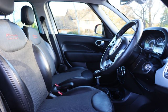 2014 FIAT 500L - Photo 12