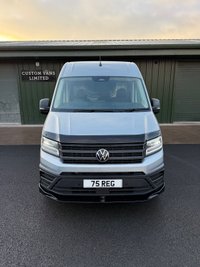 USED 2025 75 VOLKSWAGEN CRAFTER VOLKSWAGEN CRAFTER COMMERCE PLUS AUTO MWB 2.0TDI 140PS OYSTER SILVER 