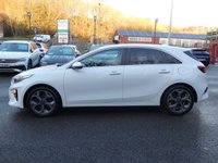 USED 2020 20 KIA CEED 1.0 T-GDi 3 5d 118 S/S SAT NAV, APPLE CARPLAY / ANDROID AUTO, REVERSING CAMERA, DAB RADIO, BLUETOOTH, CRUISE CONTROL & SPEED LIMITER, LANE ASSIST, VOICE RECOGNITION, &frac12; LEATHER, REAR PARKING SENSORS WITH DISPLAY, MANUAL 6 SPEED, 17 INCH ALLOYS, PRIVACY GLASS, ELECTRIC FOLDING MIRRORS, LEATHER MULTIFUNCTION STEERING WHEEL, AUTO LIGHTS & WIPERS, DUAL AUTOMATIC AIR CON, TRIP COMPUTER WITH DIGITAL SPEEDO, ILLUMINATING VANITY MIRRORS, SPACE SAVER SPARE, GOOD SERVICE HISTORY