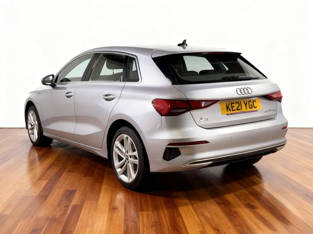 2021 AUDI A3 - Photo 8