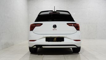 2022 VOLKSWAGEN POLO
