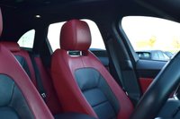 USED 2020 20 JAGUAR F-PACE 3.0 D300 V6 S SUV 5dr Diesel Auto AWD Euro 6 (s/s) (300 ps) SLIDING ROOF / DIGITAL DASH