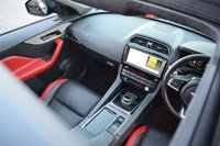 USED 2020 20 JAGUAR F-PACE 3.0 D300 V6 S SUV 5dr Diesel Auto AWD Euro 6 (s/s) (300 ps) SLIDING ROOF / DIGITAL DASH