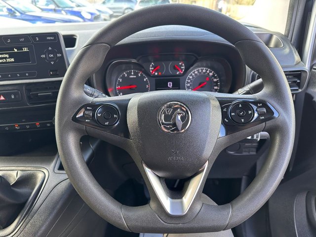 2019 VAUXHALL COMBO - Photo 5