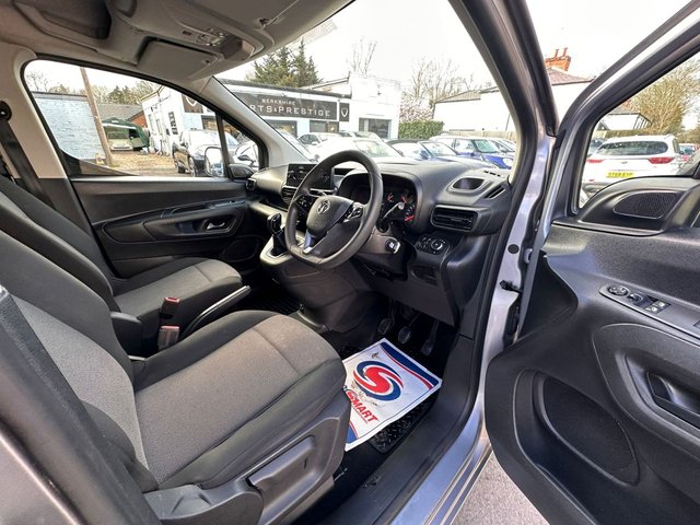 2019 VAUXHALL COMBO - Photo 12