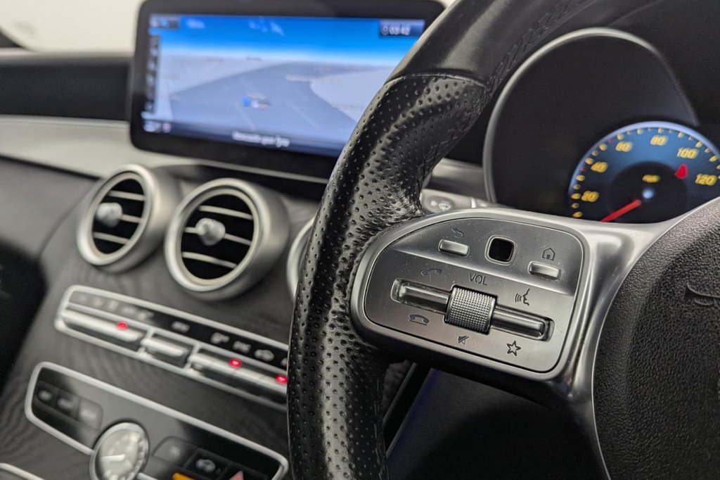 USED 2019 MERCEDES-BENZ C CLASS 2.0 C300 AMG Line (Premium) Coupe 2dr Petrol G-Tronic+ Euro 6 (s/s) (258 ps) Sat Nav, 18" Alloys, Sensors