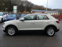 USED 2022 22 VOLKSWAGEN T-ROC 1.5 TSI Life 5d DSG 150 S/S WIRELESS APPLE CARPLAY / ANDROID AUTO (GIVES YOU SAT NAV), DIGITAL COCKPIT, FRONT & REAR PARKING SENSORS WITH DISPLAY, PARK ASSIST, LANE ASSIST, FRONT ASSIST, ADAPTIVE CRUISE CONTROL & SPEED LIMITER, MANOEUVRE BRAKING, DAB RADIO, BLUETOOTH, DSG AUTOMATIC, LED DRL'S, RAIN & LIGHT SENSORS, 4x USB C, CLIMATE CONTROL, AUTO HOLD, ELECTRIC FOLDING MIRRORS, ISO FIX, 1 OWNER FROM NEW, SERVICE HISTORY