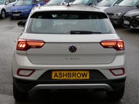 USED 2022 22 VOLKSWAGEN T-ROC 1.5 TSI Life 5d DSG 150 S/S WIRELESS APPLE CARPLAY / ANDROID AUTO (GIVES YOU SAT NAV), DIGITAL COCKPIT, FRONT & REAR PARKING SENSORS WITH DISPLAY, PARK ASSIST, LANE ASSIST, FRONT ASSIST, ADAPTIVE CRUISE CONTROL & SPEED LIMITER, MANOEUVRE BRAKING, DAB RADIO, BLUETOOTH, DSG AUTOMATIC, LED DRL'S, RAIN & LIGHT SENSORS, 4x USB C, CLIMATE CONTROL, AUTO HOLD, ELECTRIC FOLDING MIRRORS, ISO FIX, 1 OWNER FROM NEW, SERVICE HISTORY