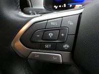 USED 2022 22 VOLKSWAGEN T-ROC 1.5 TSI Life 5d DSG 150 S/S WIRELESS APPLE CARPLAY / ANDROID AUTO (GIVES YOU SAT NAV), DIGITAL COCKPIT, FRONT & REAR PARKING SENSORS WITH DISPLAY, PARK ASSIST, LANE ASSIST, FRONT ASSIST, ADAPTIVE CRUISE CONTROL & SPEED LIMITER, MANOEUVRE BRAKING, DAB RADIO, BLUETOOTH, DSG AUTOMATIC, LED DRL'S, RAIN & LIGHT SENSORS, 4x USB C, CLIMATE CONTROL, AUTO HOLD, ELECTRIC FOLDING MIRRORS, ISO FIX, 1 OWNER FROM NEW, SERVICE HISTORY