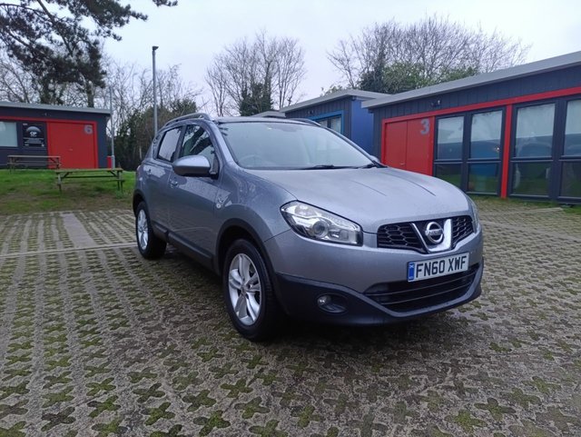 2010 Nissan Qashqai 1.5 dCi n-tec SUV 5dr Diesel Manual 2WD Euro 4 (106 ps) photo