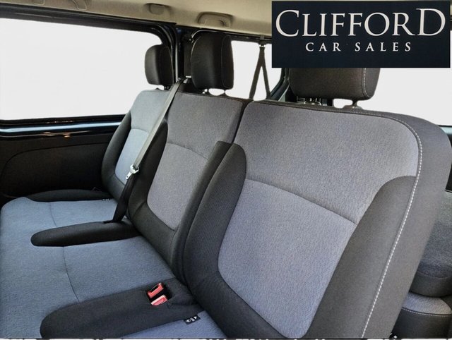 2015 Vauxhall Vivaro - Photo 12