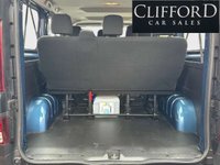 USED VAUXHALL VIVARO 1 OWNER