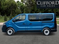 USED VAUXHALL VIVARO 1 OWNER