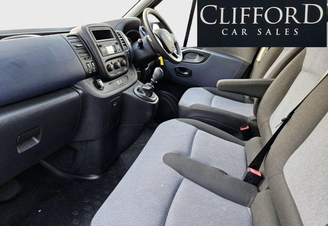 2017 Vauxhall Vivaro - Photo 12