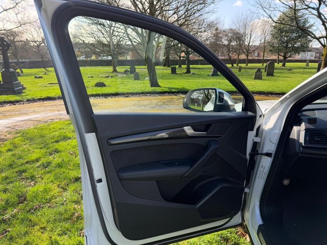 2019 AUDI SQ5 - Photo 11