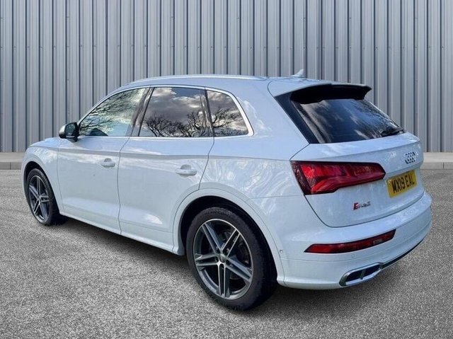 2019 AUDI SQ5 - Photo 4