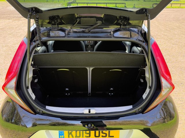 2019 TOYOTA AYGO - Photo 7