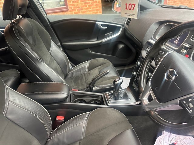 2018 Volvo V40 2L R-Design Nav Plus 5dr - Photo 5