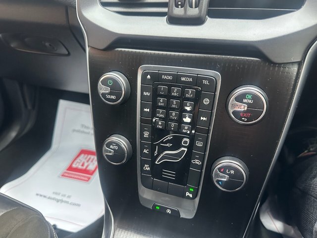 2018 Volvo V40 2L R-Design Nav Plus 5dr - Photo 10