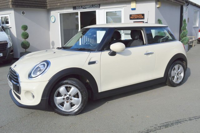 2019 MINI HATCH - Photo 6