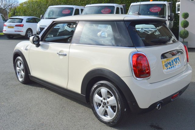 2019 MINI HATCH - Photo 8