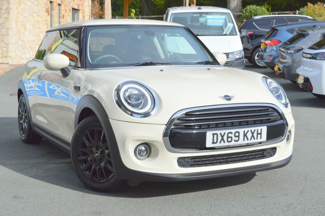 2019 MINI Hatch
