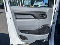 USED 2022 22 VAUXHALL VIVARO 1.5 Turbo D 2900 Dynamic Panel Van 6dr Diesel Manual L1 H1 Euro 6 (s/s) (100 ps) ULEZ/EURO 6/CARPLAY/SENSORS/3 SEATS