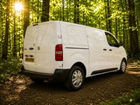 USED 2022 22 VAUXHALL VIVARO 1.5 Turbo D 2900 Dynamic Panel Van 6dr Diesel Manual L1 H1 Euro 6 (s/s) (100 ps) ULEZ/EURO 6/CARPLAY/SENSORS/3 SEATS