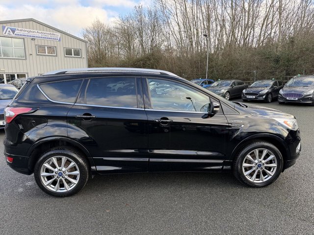 2017 Ford Kuga 2L Vignale 5dr - Photo 2