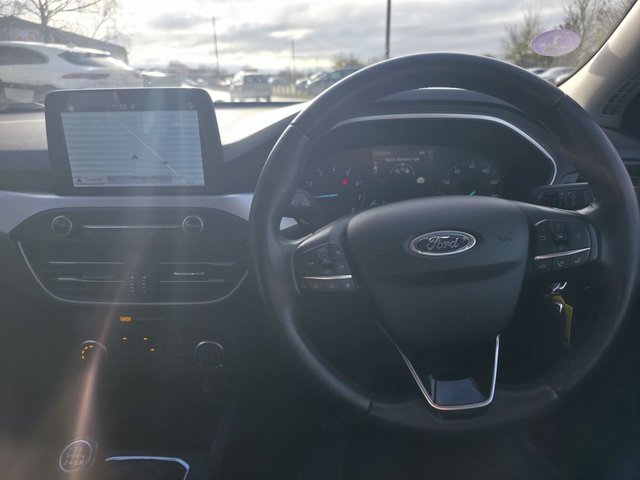 2019 FORD FOCUS 1.0T EcoBoost Zetec Estate 5dr Petrol Manual Euro 6 (s/s) (125 ps) - Photo 11