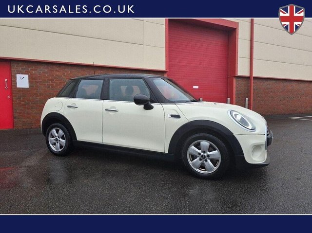 2018 MINI HATCH