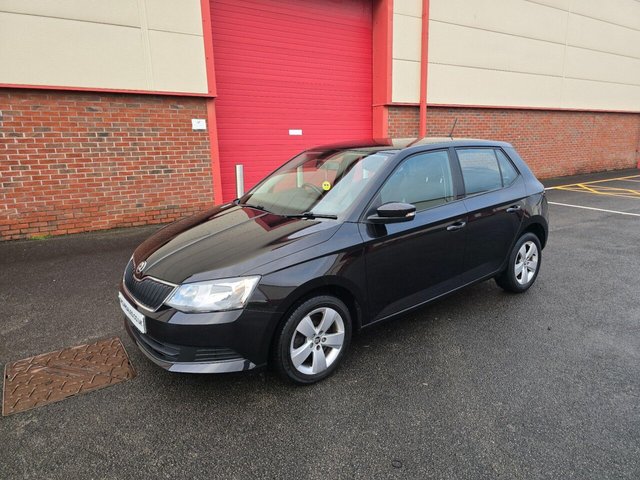 2017 SKODA FABIA - Photo 6