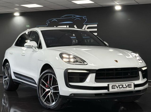 2022 W Porsche Macan 2.9T V6 S SUV 5dr Petrol PDK 4WD Euro 6 (s/s) (380 ps)