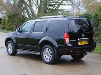 USED 2014 14 NISSAN PATHFINDER 2.5 dCi Tekna SUV 5dr Diesel Auto 4WD Euro 5 (190 ps) www.suffolkcarcentre.co.uk - Located at Ilketshall