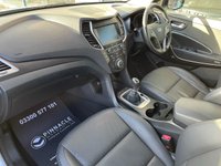 USED 2016 66 HYUNDAI SANTA FE 2.2 CRDi Blue Drive Premium SUV 5dr Diesel Manual 4WD Euro 6 (s/s) (7 Seat) (200 ps) 