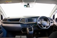 USED 2022 22 VOLKSWAGEN TRANSPORTER 2.0 TDI T32 Highline Kombi Double Cab 5dr Diesel Manual FWD LWB Euro 6 (s/s) (150 ps) Exterior Styling Pack