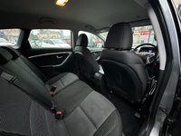 USED 2013 63 HYUNDAI I30 1.6 CRDi Blue Drive Active Tourer 5dr Diesel Manual Euro 5 (s/s) (110 ps) 
