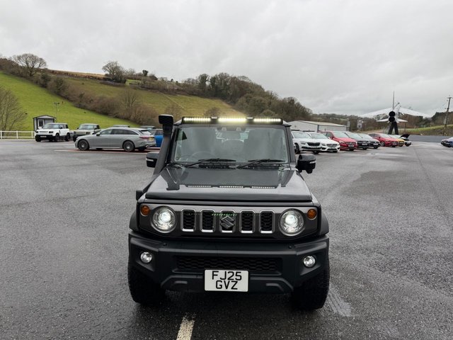 2025 Suzuki Jimny - Photo 2