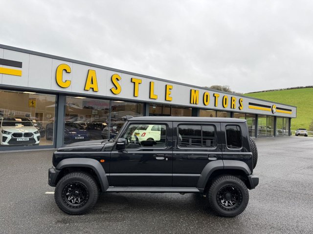 2025 Suzuki Jimny - Photo 3