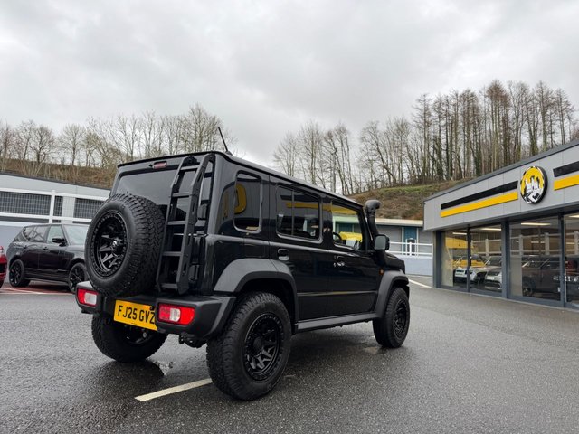 2025 Suzuki Jimny - Photo 6
