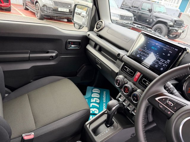 2025 Suzuki Jimny - Photo 12