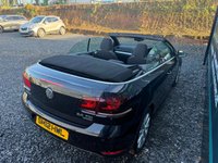 USED 2012 12 VOLKSWAGEN GOLF 2.0 TDI BlueMotion Tech SE Cabriolet 2dr Diesel Manual Euro 5 (s/s) (140 ps) * ALLOY WHEELS - SERVICE HISTORY - WARRANTY OPTIONS *