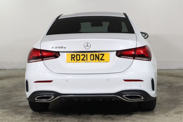 2021 MERCEDES-BENZ A-CLASS 1.3 A250e 15.6kWh AMG Line (Executive) Saloon 4dr Petrol Plug-in Hybrid 8G-DCT Euro 6 (s/s) (218 ps) - Photo 5