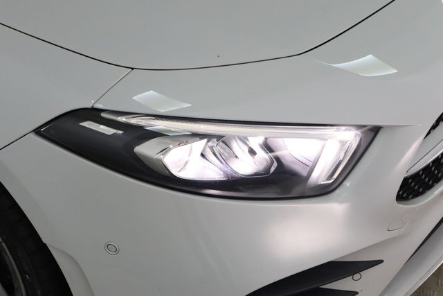 2021 MERCEDES-BENZ A-CLASS 1.3 A250e 15.6kWh AMG Line (Executive) Saloon 4dr Petrol Plug-in Hybrid 8G-DCT Euro 6 (s/s) (218 ps) - Photo 11